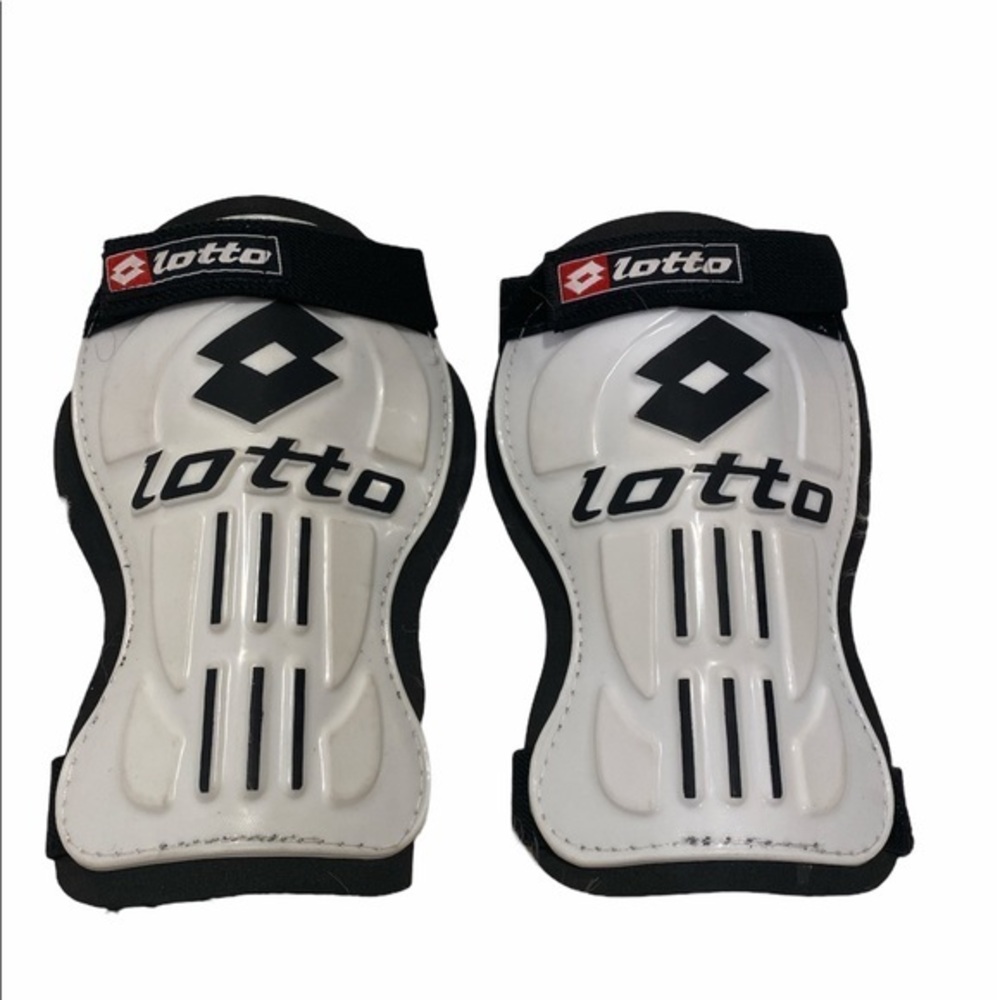 NEW Lotto Activa Shinguard White/Black. L size
